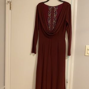 Adrianna papel jersey draped gown burgundy